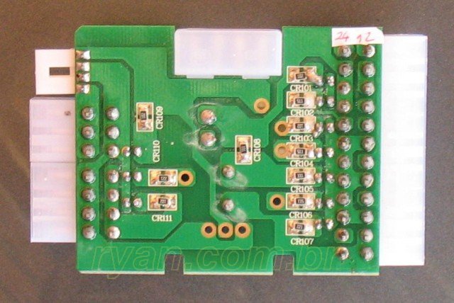 TesteATX_NoLCD_SolderSide_IMG_0650_640_ryan.com.br